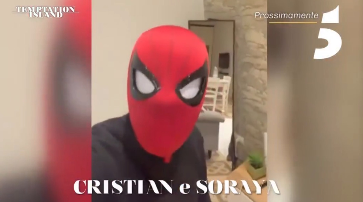foto maschera spider man temptation island