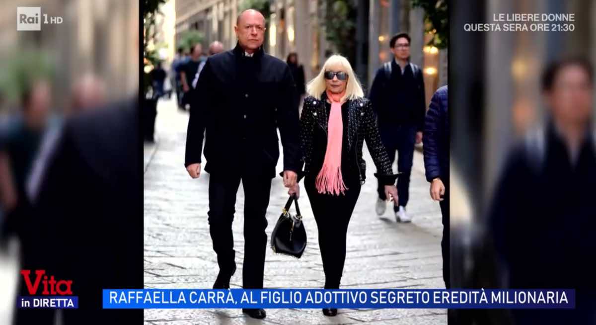 foto raffaella carra figlio adottivo