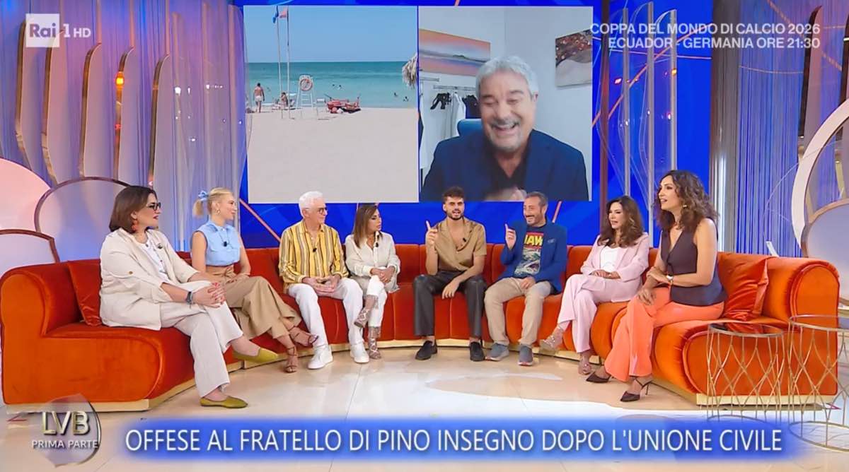 foto studio la volta buona pino insegno