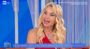 foto valeria marini annuncia volontà di adottare