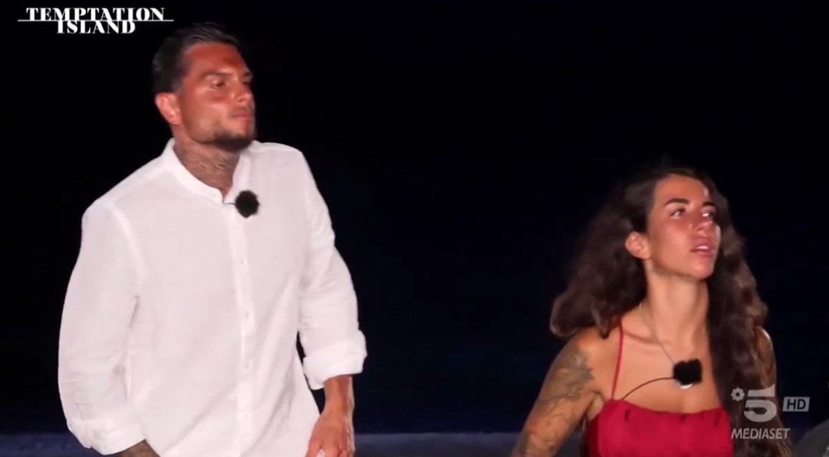 foto alessandra lascia rosario temptation island