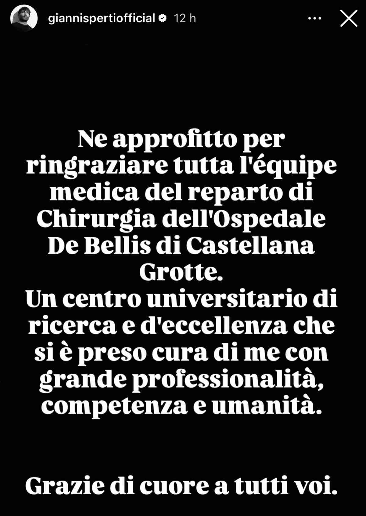 foto gianni sperti ringrazia staff medico