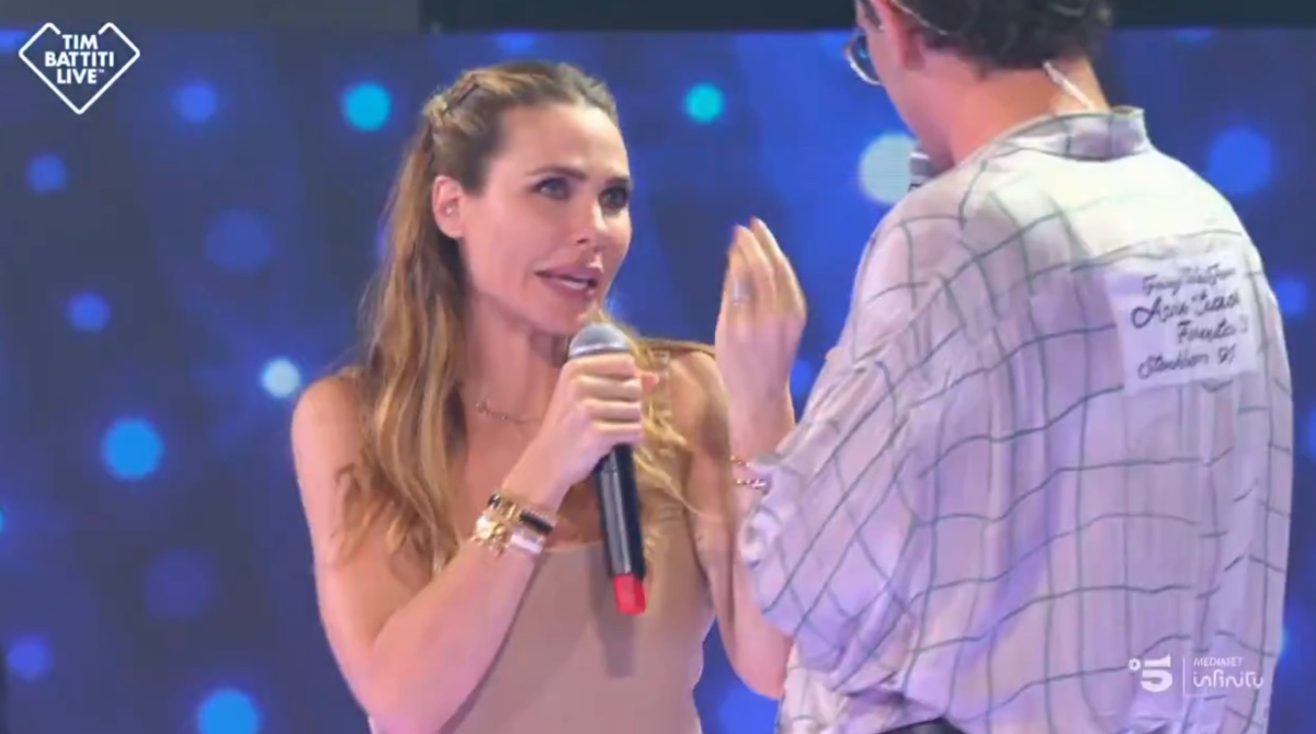 foto ilary blasi battiti live ascolti