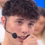 Amici 25, Riccardo Stimolo e le accuse di omofobia: “Mi è crollato il mondo addosso”