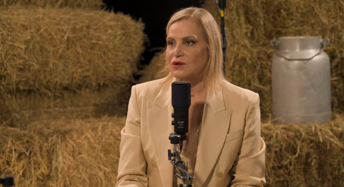foto simona ventura parla della lite con mara venier