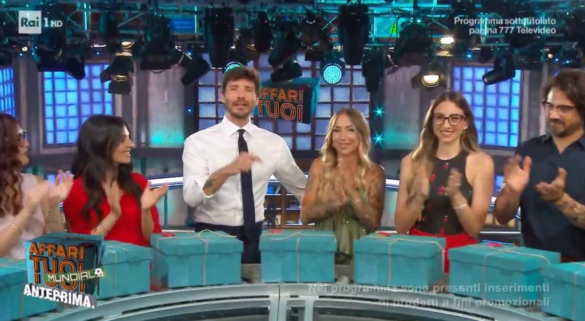 foto stefano de martino camilla affari tuoi