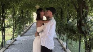 Foto Belen Rodriguez bacio Gaetano Fidanzati