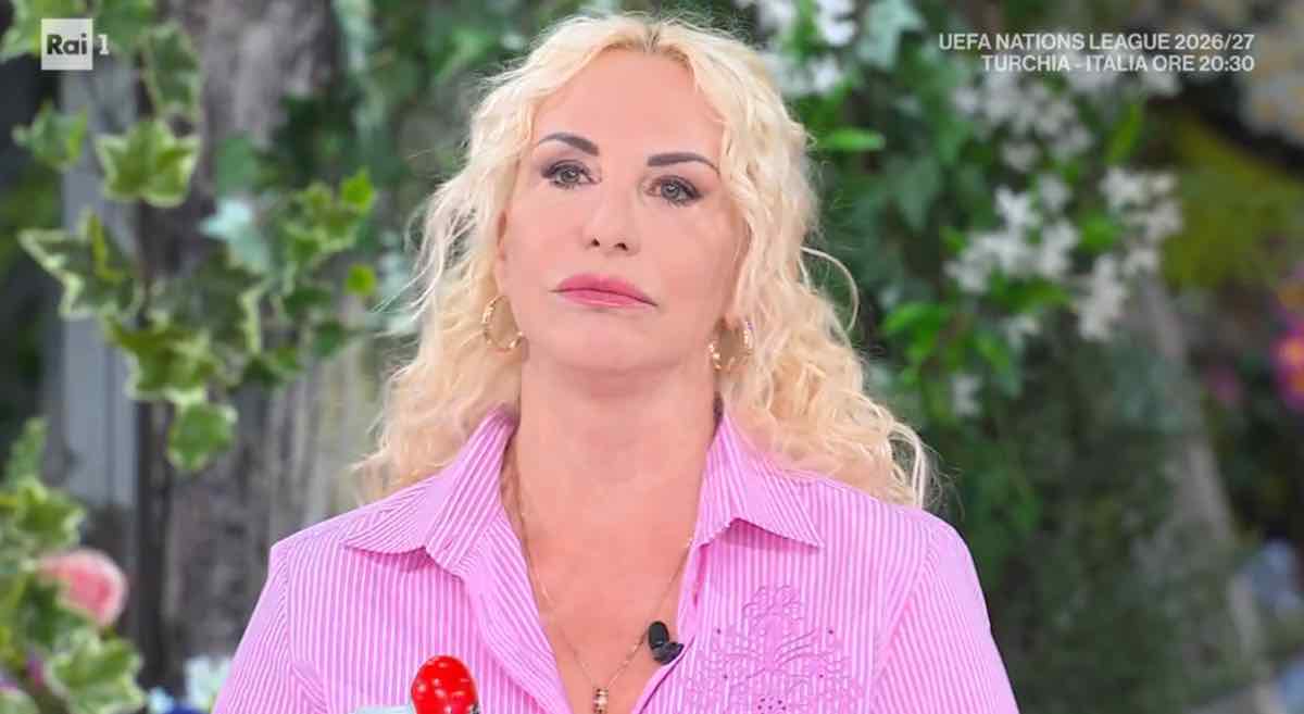 foto antonella clerici celebra ascolti il mio nome e carlo