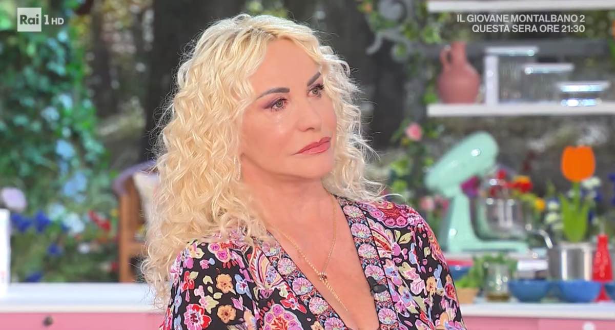 foto antonella clerici commossa ricorda collaboratore