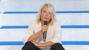 foto maria de filippi uomini e donne ascolti prima puntata