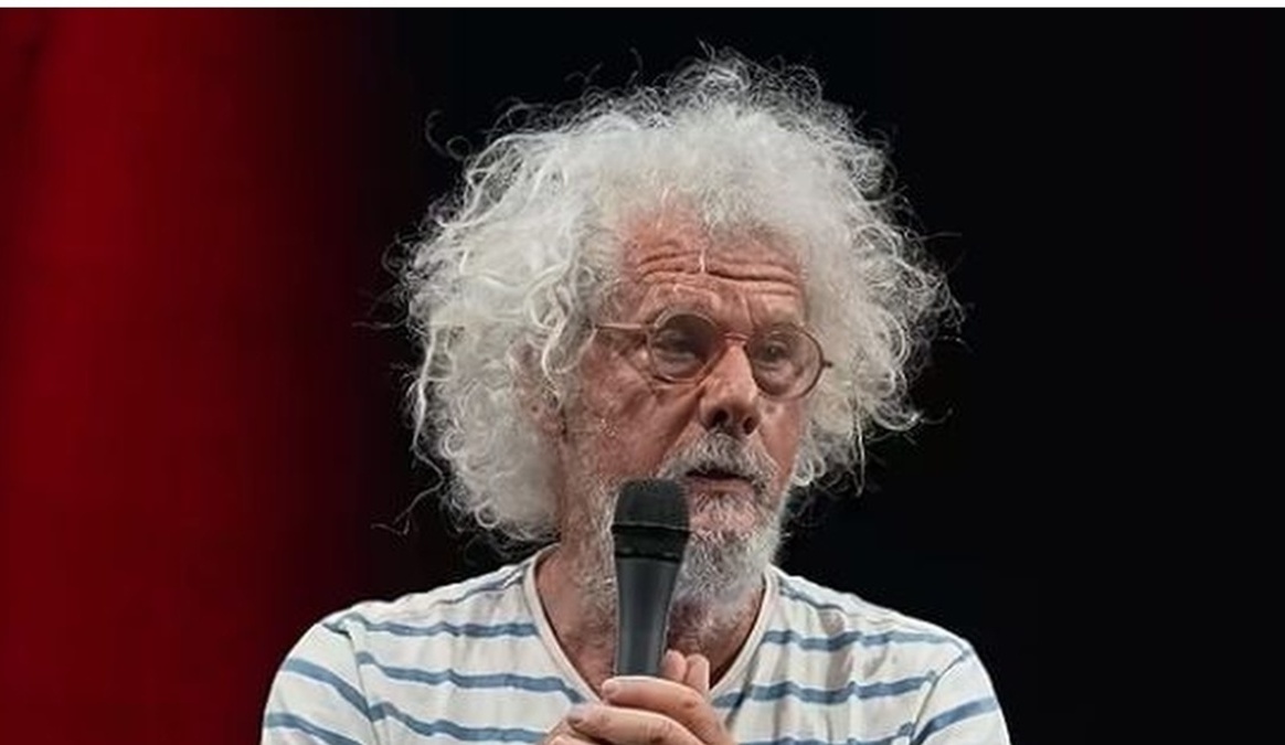 foto paolo magone zelig attacca mediaset