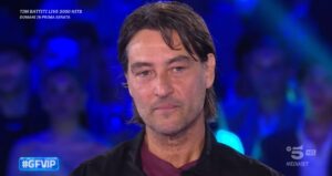 foto simone annicchiarico pentito bestemmia gfvip