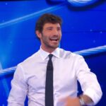 Ascolti Tv 6 settembre: Affari Tuoi debutta al 22.4%, ma vince La ruota della fortuna