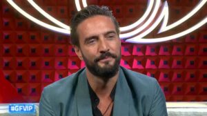 foto Alex belli gfvip sfogo