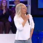 Maria De Filippi con Amici lancia la sfida a Mara Venier: arriva la mossa a sorpresa