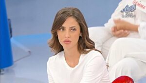 foto Giorgia Angeloni tronista uomini e donne morto padre